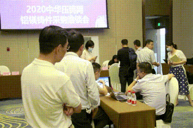 廣東鴻特?cái)y蓄電池前后側(cè)板結(jié)構(gòu)件及NDE電機(jī)外殼壓鑄件亮相采購會(huì)！